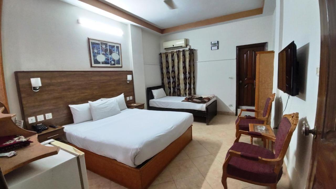 Fiesta Inn Hotel & Resorts Multan Exterior foto